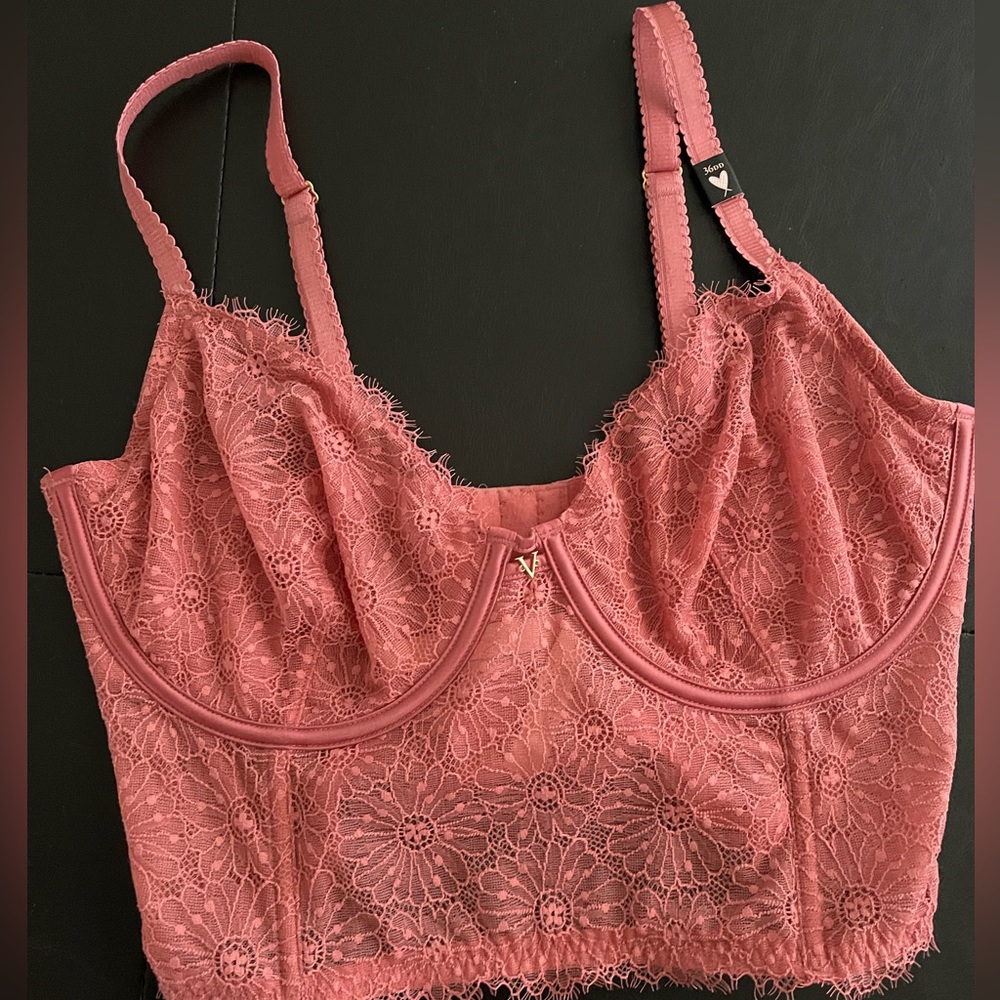 Victoria’s Secret bralette size 36DD